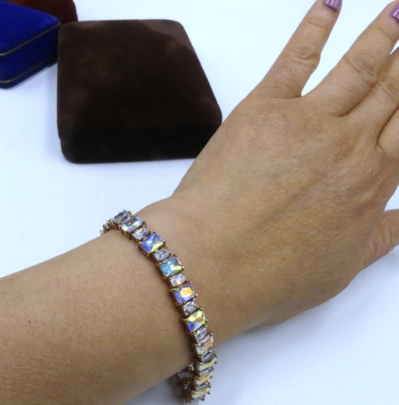 ヴィンテージゴールドトーンメタル&AB CZリンクブレスレット ヴィンテージゴールドトーンメタル&AB CZリンクブレスレット