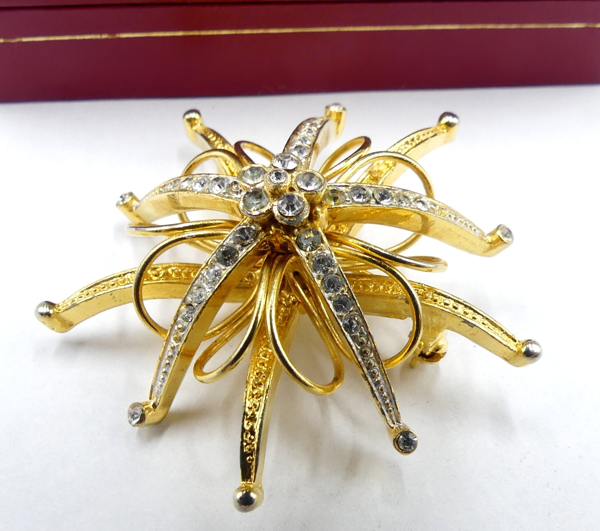 Broche Vintage étoile Dorée Avec Strass - Métal Doré Mat - Réf 03324 - Occasion