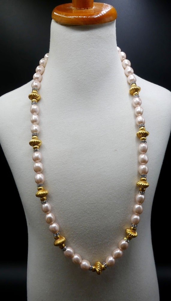 Vintage gold tone clasp beads & faux pale pink pe… - image 5