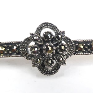 Vintage sterling silver marcasite bar pin brooch