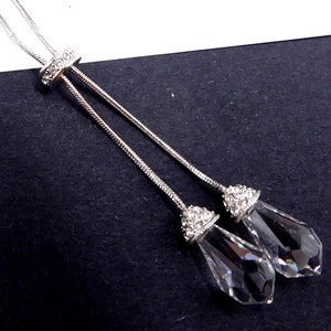 Vintage silver tone & rhinestone crystal drop pendant necklace
