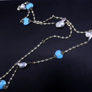 Vintage gold tone & rhinestone blue Lucite natural shape pearl long necklace