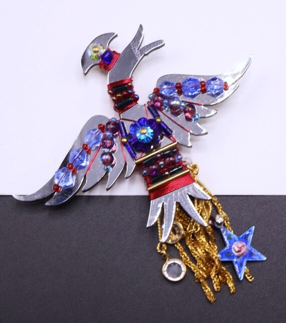 Vintage signed Liztech 92 bird brooch