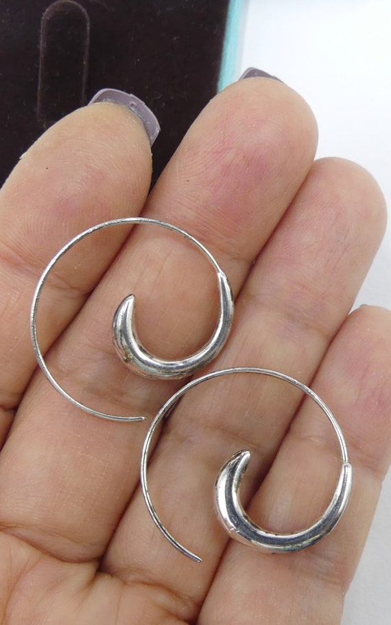 Vintage sterling silver spiral hoop earrings - image 2