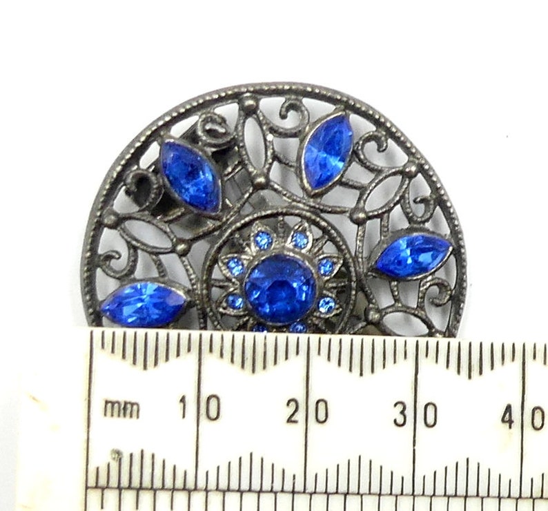 Vintage silver tone /& blue rhinestone clip