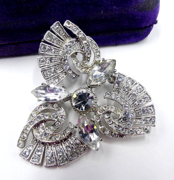 Vintage silver tone & clear rhinestone pin brooch - image 2