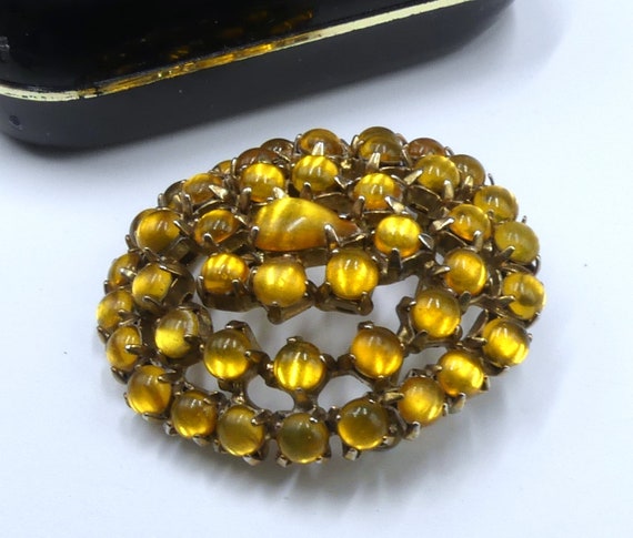 Vintage gold tone & yellow Lucite cabochon round … - image 4