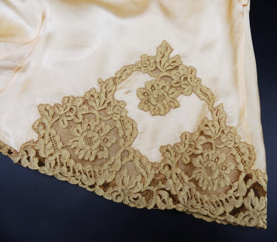 Antique 20's women silk lace lingerie shorts colo… - image 3