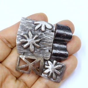Vintage signed Delphine Nardin Paris silver tone metal modernist pin brooch