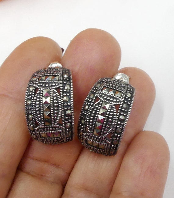 Vintage Marked 925 Sterling Silver Marcasite Pierced Earrings a