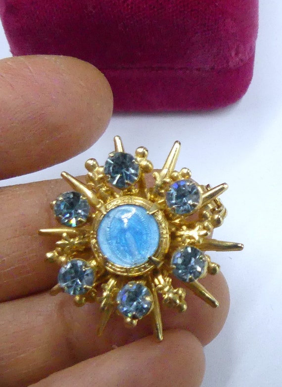 Vintage gold tone blue rhinestone enamel mother M… - image 2