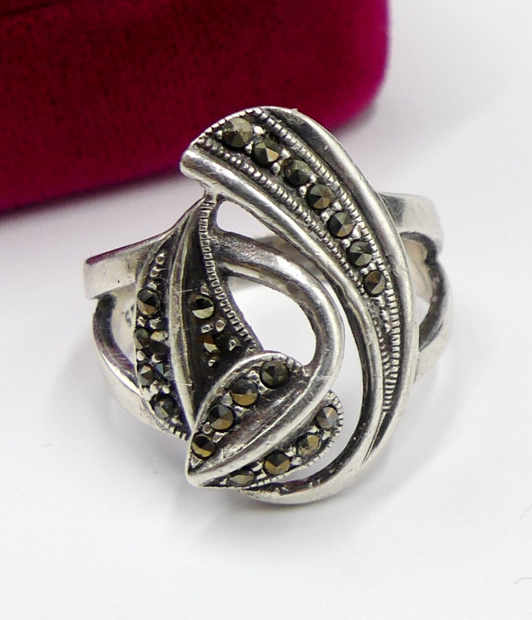 Sterling Silver Marcasite + Garnet Sun + Moon Ring - Size 8 