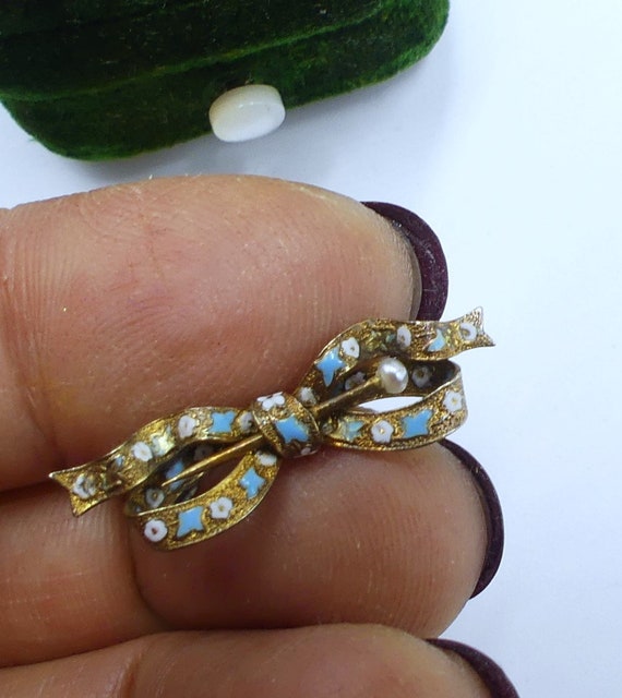 Antique 14k gold enamel bow pin brooch