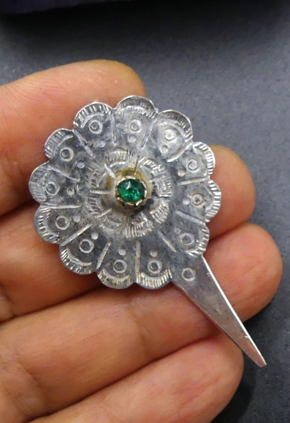 Antique sterling silver & green rhinestone brooch