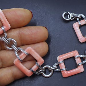 Vintage geprägtes Sterling Silber & quadratische Form rosa Emaille Gliederarmband
