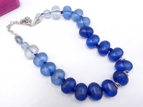 Vintage silver tone & blue Lucite beads necklace - image 2