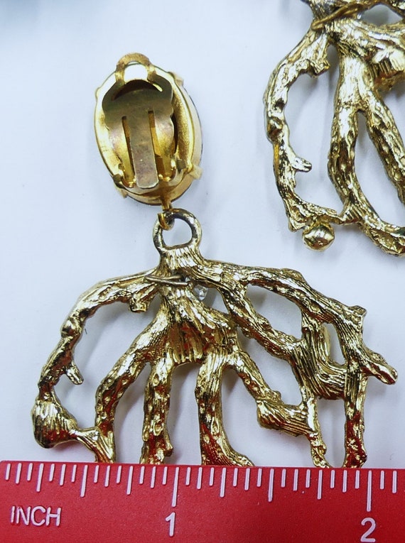 Vintage massive gold tone & clear rhinestone Luci… - image 7