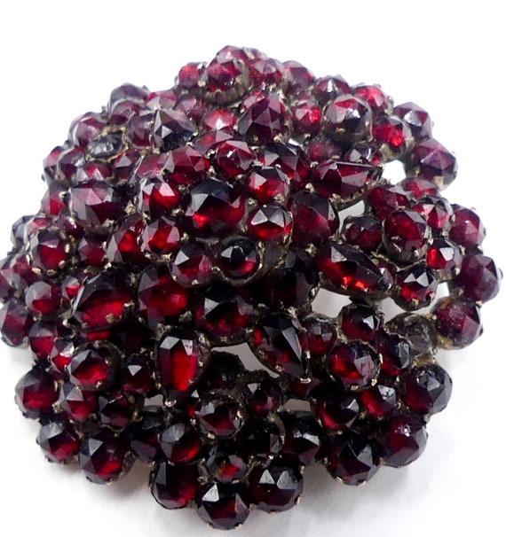 Antique sterling silver Bohemian garnet brooch - image 9