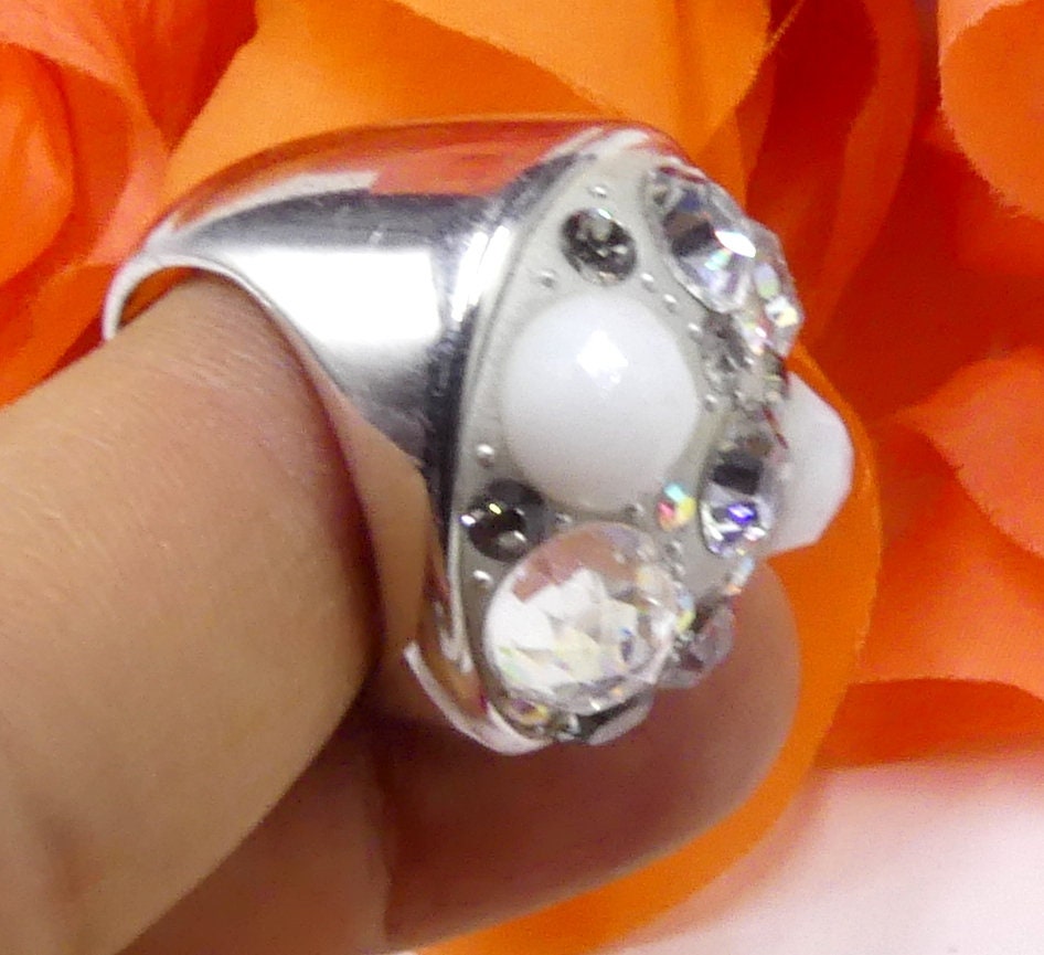 Vintage Swan Mark Swarovski Silver White Glass With Clear
