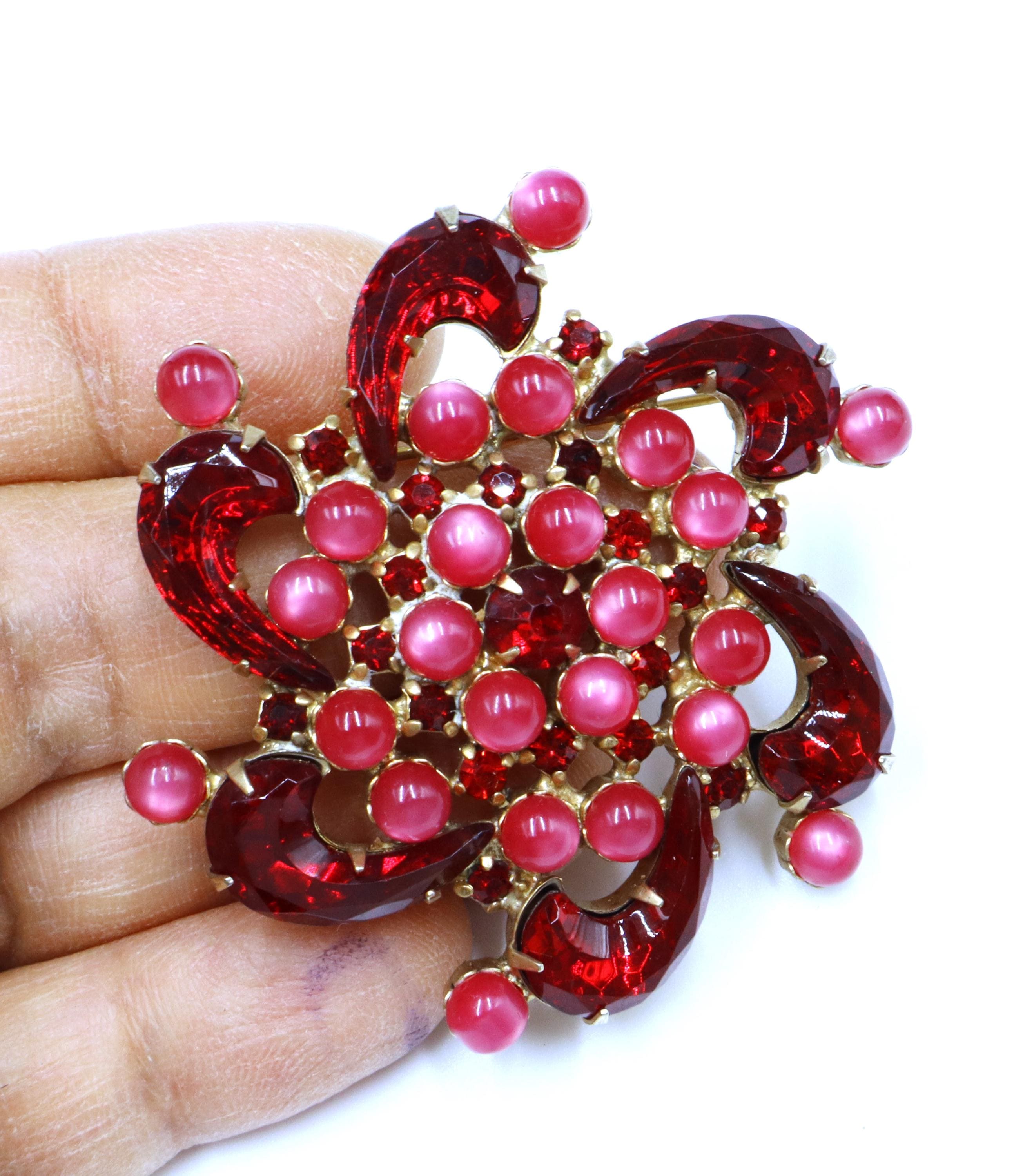 Broche Vintage Années 60 Dorée Avec Strass - élégante Et Rétro