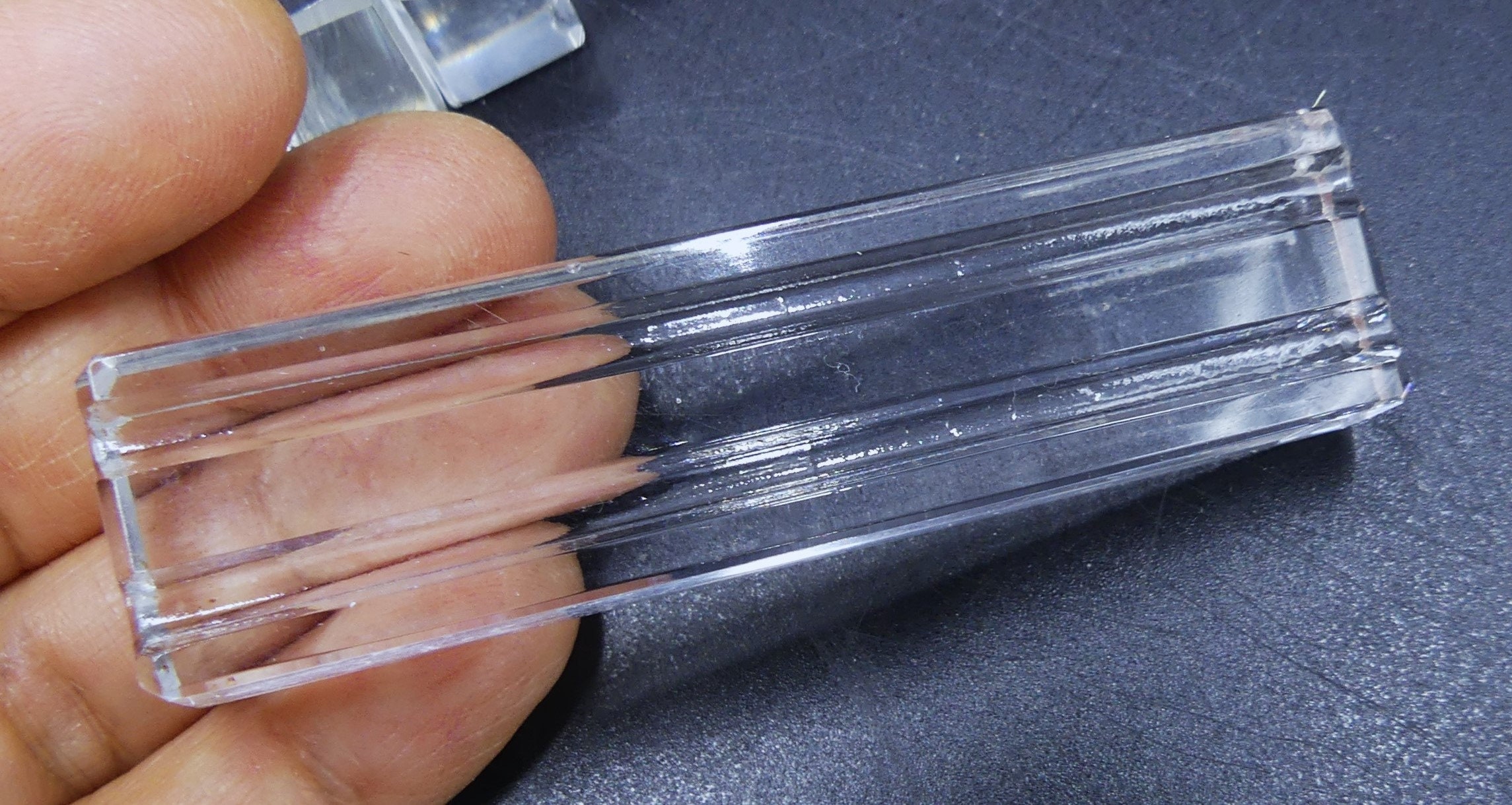 ヴィンテージ クリスタルクリアアートガラス長方形ナイフレスト 4個