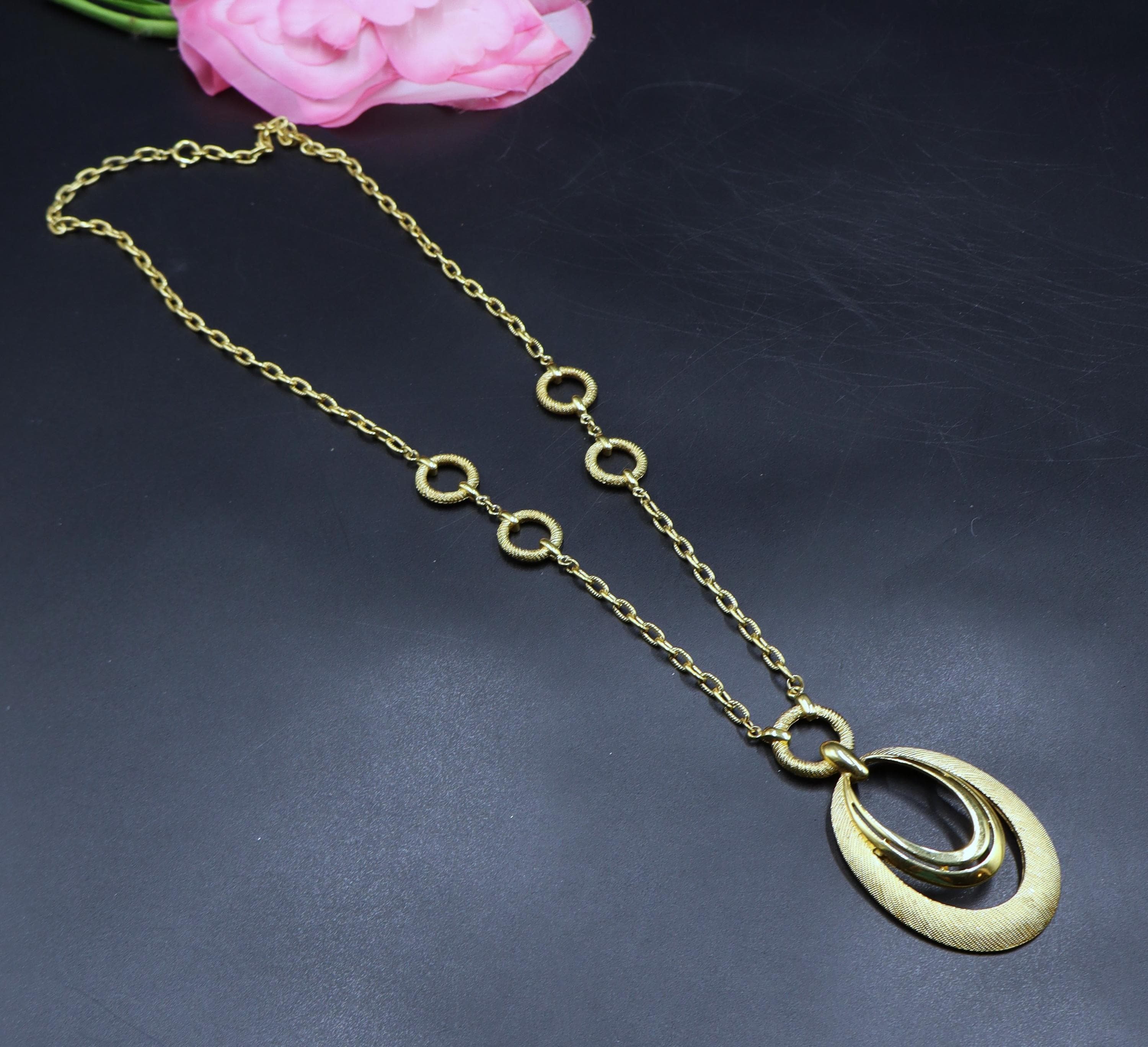 Collier Vintage Signé Trifari - Chaîne Et Pendentif Demi-cercle Métal Doré - Occasion