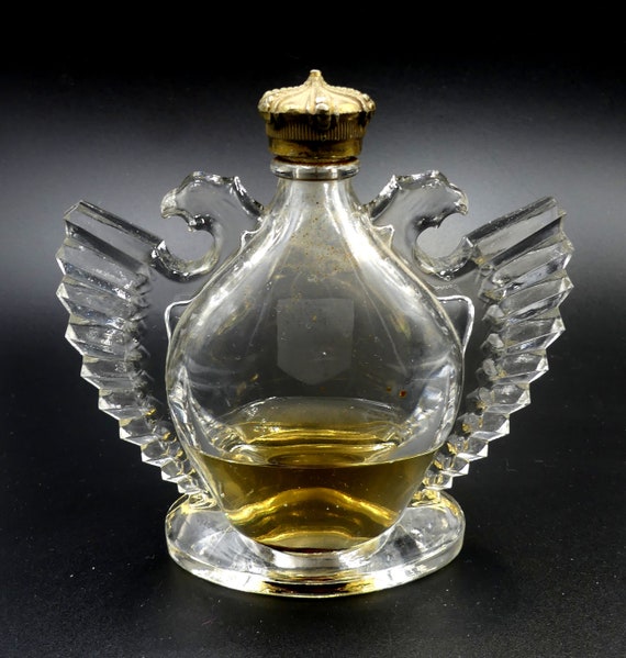 nikki perfume
