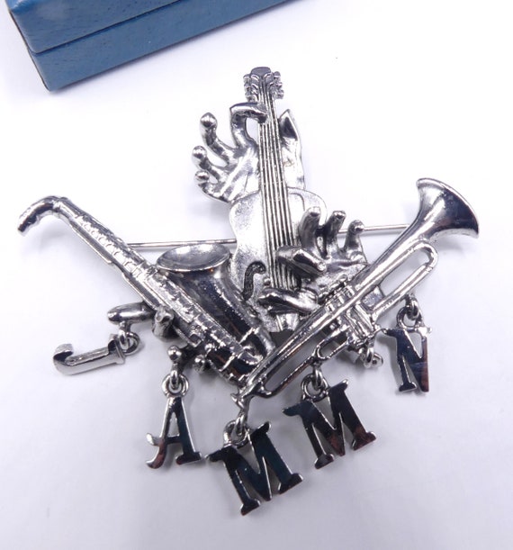 Vintage large silver tone music motif pin brooch