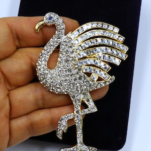 Vintage signed Kenneth Lane KJL gold tone & clear rhinestone Flamingo pin brooch