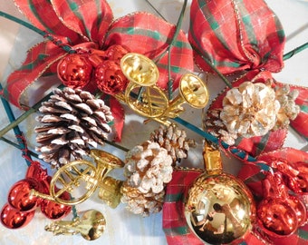 SALE - Vintage Christmas Holiday Wreath Decor Picks - Set of 12