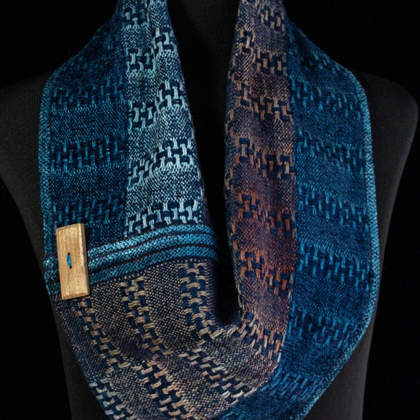 Infinity Cowl