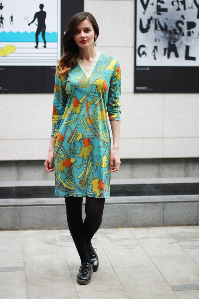 SM Vintage 70s splash dress Blue print dress 70s Hippie pattern urban dress Yellow orange and olive pattern
