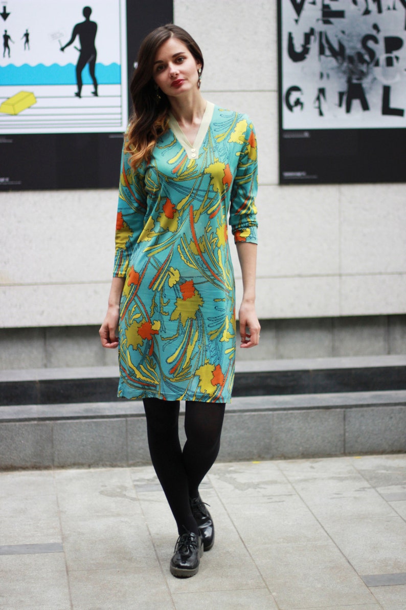 SM Vintage 70s splash dress Blue print dress 70s Hippie pattern urban dress Yellow orange and olive pattern