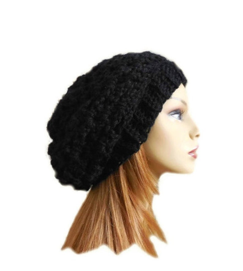 black slouchy beanie hat