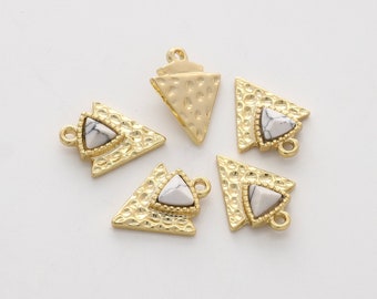 2 pieces, White howlite double triangle pendant, Nickel free, N14-R6, Shiny gold plated zinc, Synthetic stone, Jewelry making