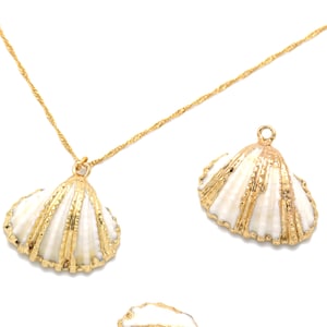 Natural Shell w/ Gold Line Charm, O2-R2, Ocean Themed, 1 piece, Shell Pendant, Sea Shell, Nautical Pendant, Nickel Free, Gold Plated Shell