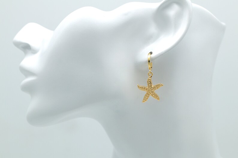Marine life Ocean life charm Nickel free Star pendant Sea life charm Gold plated zinc alloy 2 pcs O4-G3 Starfish pendant I ONLY
