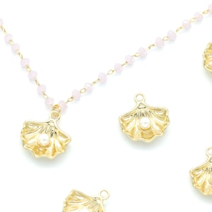 Pearl in Shell Charm, 2 stuks, O2-R5, 15x13mm, Imitatieparel, Ocean Themed, Clamshell Hanger, Sea Shell Beads, Nautical Charms, Pearl Charm