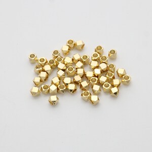 Cuentas cúbicas, Sin níquel, 2,5 mm, Cubo de corte, Latón chapado en oro de 16 quilates, No se empaña fácilmente, GY11-01, Cantidad opcional [J39-G2]