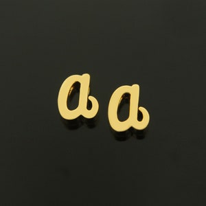 2 pcs, Large Cursive Initial Charm a, AA-G3, Nickel free, Approx. 8x6mm, 1.4mm hole, Cursive Letter, 16K gold plated brass, Alphabet ni