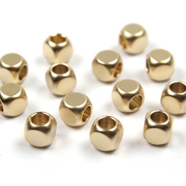 Square ball, T3-G3, 30 pcs, 5x5mm, Hole 2.8mm, Matte gold plated brass, Cube, Square bead, Jewelry components / findings, GY08-03