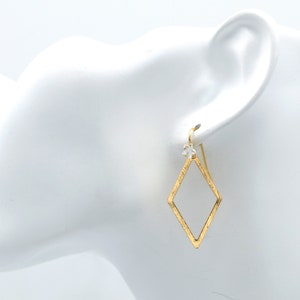 Rhombus Pendent, Scratch Effect, S79-R5, Nickel free, 2 pcs, 33x19mm, 1 hole, 16K gold plated brass, Diamond Pendant, Earring Charm