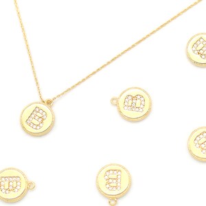 Moneda colgante letra cúbica (pequeño), moneda del alfabeto, AB-G15, 2 piezas, libre de níquel, 10x2 mm, 1.5mm enlace abierto, latón chapado en oro 16K, zirconia cúbica