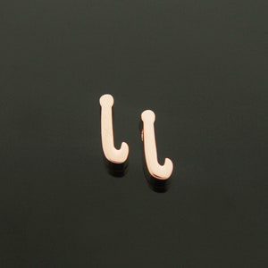2 pcs, Large Cursive Initial Charm i, AI-P3, Approx. 8x6mm, 1.4mm hole, Cursive Letter, Rose gold plated brass, Not easily tarnish ni