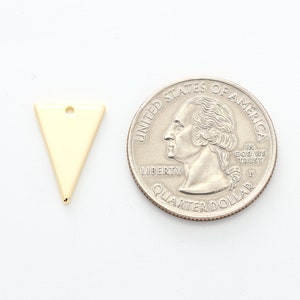 Flat Isosceles Triangle Charm L, Nickel Free, A18-G6, 2 pcs, 17x12mm, 1.1mm thick, 1mm hole, 16K gold plated brass, Jewelry Making Pendant image 2