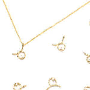 Astrological Zodiac Pendant w/ Cubic, K2-G2, Taurus, 2 pcs, Approx. 8mm, 16K gold plated brass, Nickel free, CZ, Constellation, Birth signs