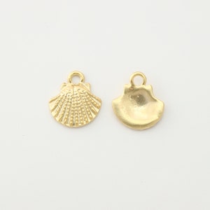 Scallop Shell Charm, 2 pcs, N3-G11, Ocean Themed, 12x13mm, Scallop Pendant, Sea Shell, Nautical Pendant, Matte Gold Plated Tin Alloy