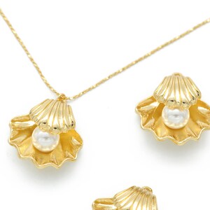 Perlmutt Muschel Anhänger, 1 Stück, O2-G4, 22X24mm, 16K vergoldet Zink, Nickel frei, Imitation Perle, Ozean Themen, nautische Charms