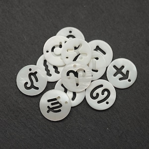 Zawieszka z symbolem zodiaku z masy perłowej, 1 sztuka, średnica 12 mm, grubość 1,5 mm [M18-VC1]