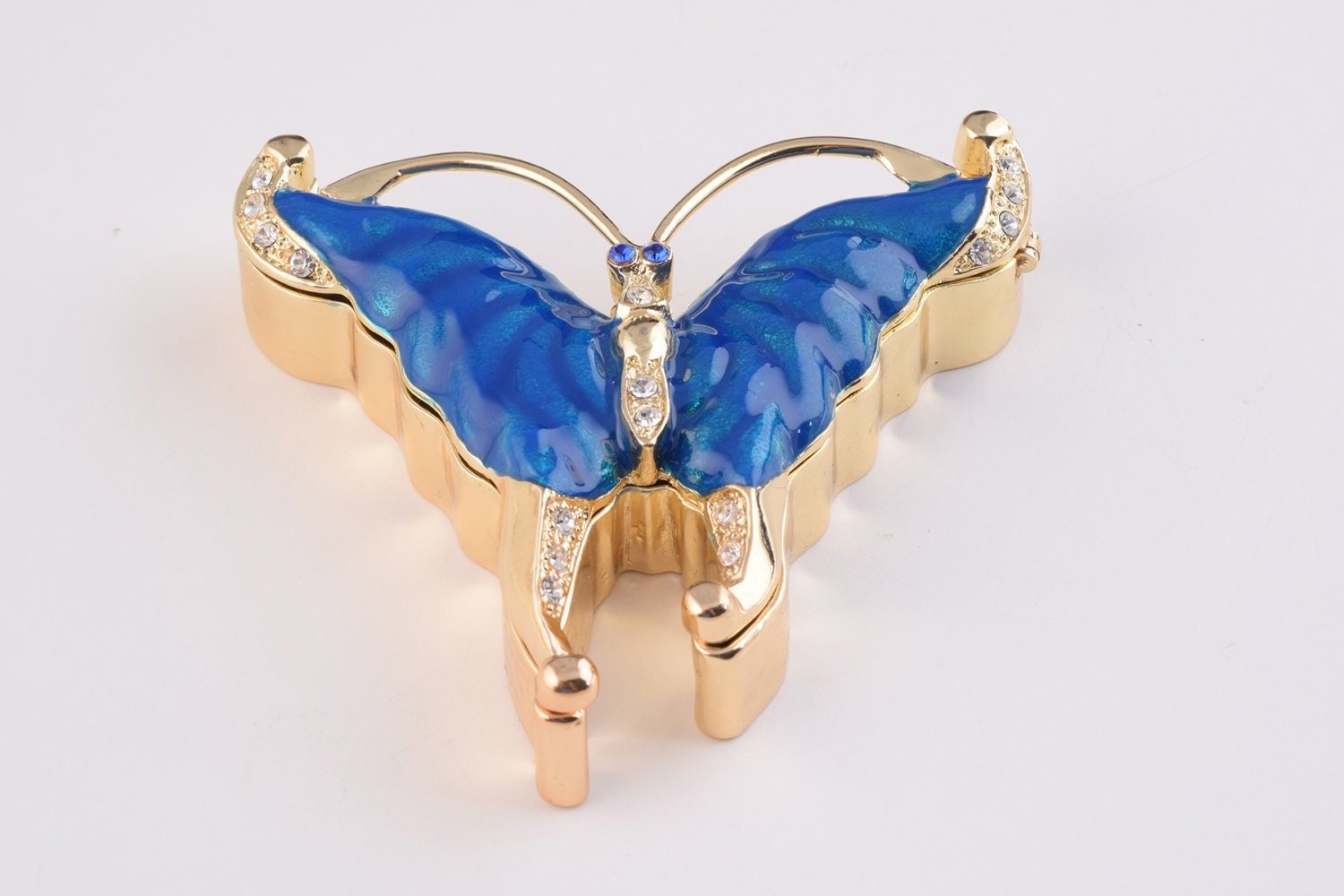 Blue bull trinket box hand made by Keren Kopal & Austrian crystals Faberge Blue bull trinket box hand made by Keren Kopal & Austrian crystals Faberge